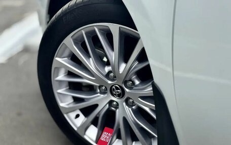 Toyota Camry, 2021 год, 3 020 000 рублей, 19 фотография