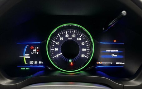 Honda Vezel, 2014 год, 1 455 000 рублей, 24 фотография