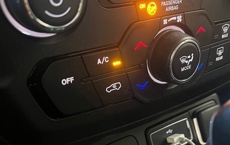 Jeep Renegade I рестайлинг, 2018 год, 1 850 000 рублей, 9 фотография
