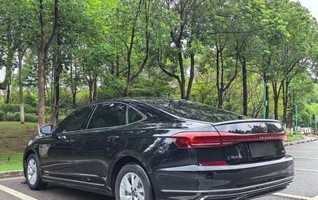 Volkswagen Passat B8 рестайлинг, 2023 год, 1 700 000 рублей, 6 фотография