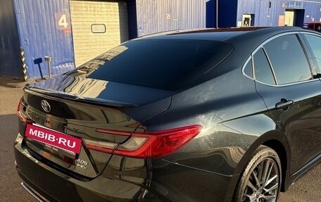 Toyota Camry, 2025 год, 3 900 000 рублей, 5 фотография