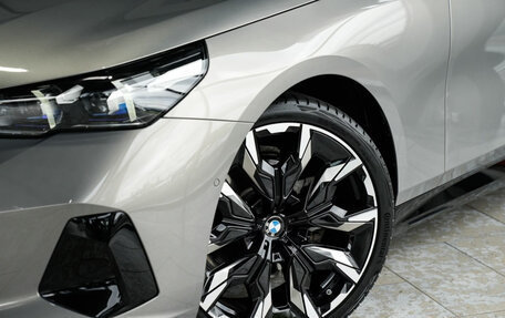 BMW 5 серия, 2025 год, 9 500 000 рублей, 6 фотография