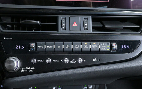 Lexus ES VII, 2022 год, 4 800 000 рублей, 14 фотография