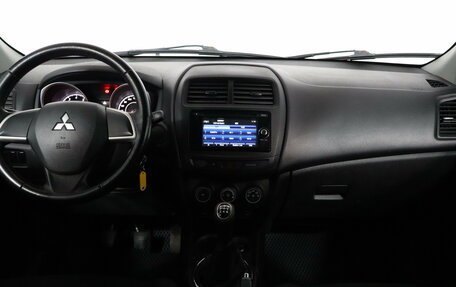 Mitsubishi ASX I рестайлинг, 2015 год, 1 049 000 рублей, 9 фотография