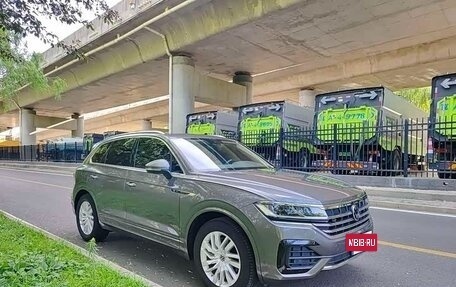 Volkswagen Touareg III, 2022 год, 5 600 000 рублей, 7 фотография