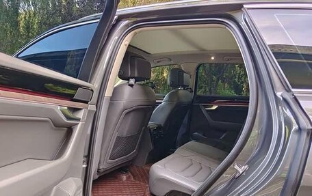 Volkswagen Touareg III, 2022 год, 5 600 000 рублей, 15 фотография