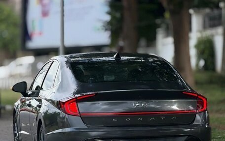 Hyundai Sonata VIII, 2022 год, 2 400 000 рублей, 4 фотография