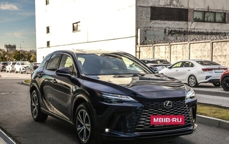 Lexus RX IV рестайлинг, 2025 год, 7 199 000 рублей, 5 фотография