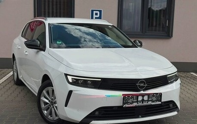 Opel Astra, 2023 год, 2 400 000 рублей, 1 фотография