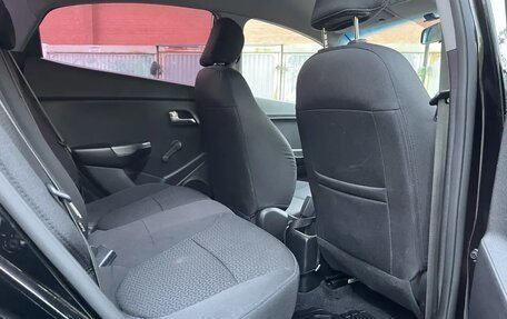 KIA Rio III рестайлинг, 2015 год, 695 000 рублей, 11 фотография