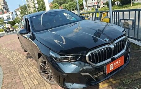 BMW 5 серия, 2025 год, 2 фотография