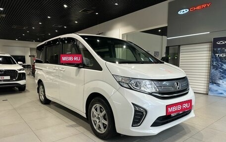 Honda Stepwgn IV, 2015 год, 1 899 000 рублей, 3 фотография