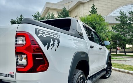 Toyota Hilux VIII, 2024 год, 5 900 000 рублей, 4 фотография