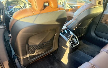 Volvo S90 II рестайлинг, 2022 год, 3 125 000 рублей, 10 фотография