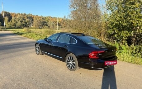 Volvo S90 II рестайлинг, 2022 год, 3 125 000 рублей, 6 фотография