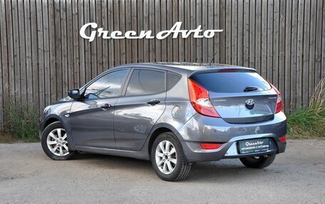Hyundai Solaris II рестайлинг, 2011 год, 550 000 рублей, 3 фотография