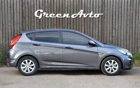 Hyundai Solaris II рестайлинг, 2011 год, 550 000 рублей, 6 фотография