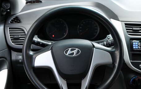 Hyundai Solaris II рестайлинг, 2011 год, 550 000 рублей, 12 фотография