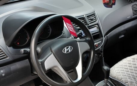 Hyundai Solaris II рестайлинг, 2011 год, 550 000 рублей, 9 фотография