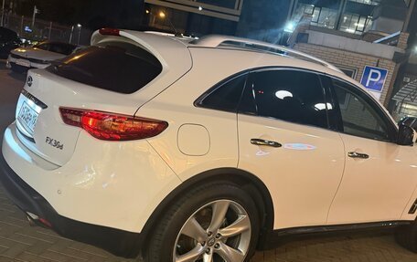 Infiniti FX II, 2012 год, 2 000 000 рублей, 3 фотография