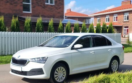 Skoda Rapid II, 2021 год, 1 599 000 рублей, 1 фотография