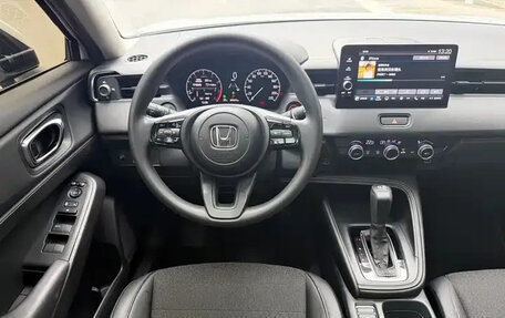 Honda Vezel, 2023 год, 1 393 000 рублей, 12 фотография