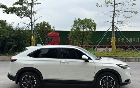 Honda Vezel, 2023 год, 1 393 000 рублей, 5 фотография