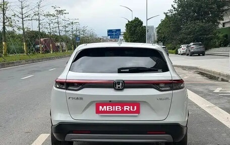 Honda Vezel, 2023 год, 1 393 000 рублей, 3 фотография