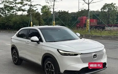 Honda Vezel, 2023 год, 1 393 000 рублей, 19 фотография