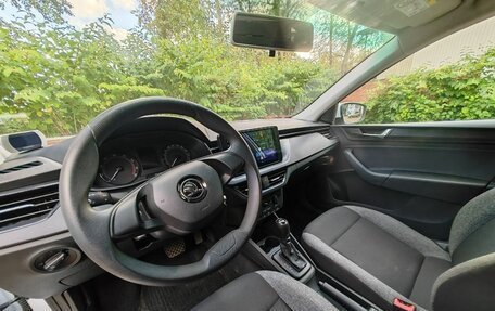 Skoda Rapid II, 2021 год, 1 599 000 рублей, 14 фотография