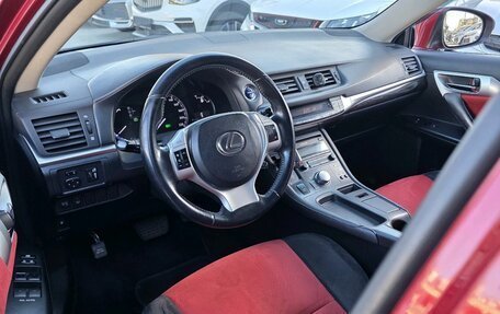 Lexus CT I рестайлинг, 2012 год, 1 570 000 рублей, 15 фотография