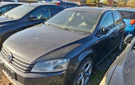 Volkswagen Passat B7, 2011 год, 880 000 рублей, 2 фотография