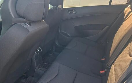 Peugeot 408 I рестайлинг, 2014 год, 620 000 рублей, 5 фотография