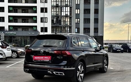 Volkswagen Tiguan II, 2023 год, 4 250 000 рублей, 10 фотография
