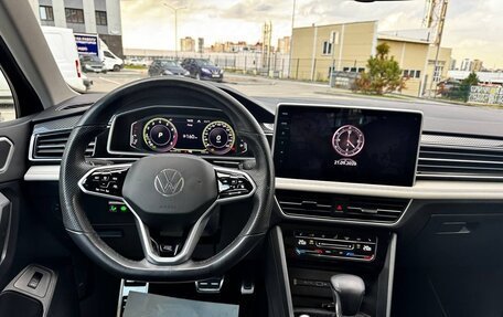 Volkswagen Tiguan II, 2023 год, 4 250 000 рублей, 18 фотография