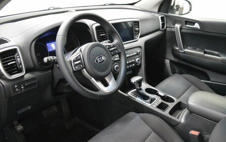 KIA Sportage IV рестайлинг, 2021 год, 1 990 000 рублей, 10 фотография