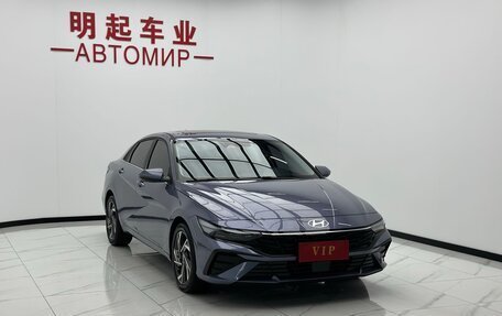 Hyundai Elantra, 2023 год, 1 900 000 рублей, 2 фотография