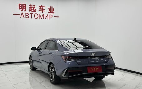 Hyundai Elantra, 2023 год, 1 900 000 рублей, 5 фотография