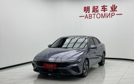 Hyundai Elantra, 2023 год, 1 900 000 рублей, 3 фотография