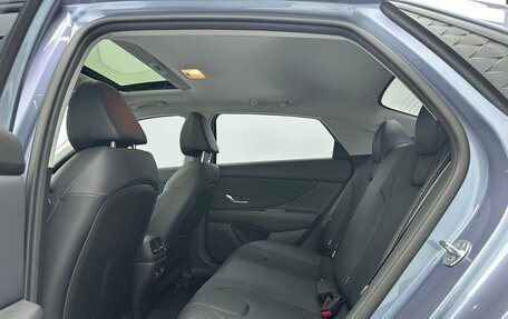 Hyundai Elantra, 2023 год, 1 900 000 рублей, 11 фотография