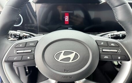 Hyundai Elantra, 2023 год, 1 900 000 рублей, 8 фотография