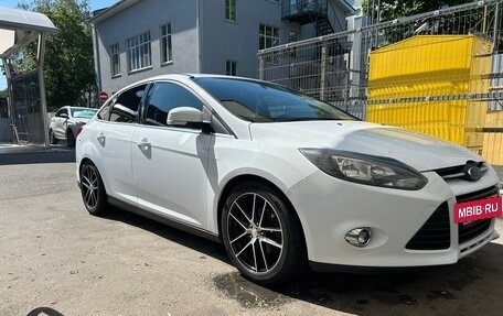 Ford Focus III, 2012 год, 800 000 рублей, 2 фотография