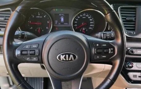 KIA Carnival III, 2019 год, 3 100 000 рублей, 14 фотография