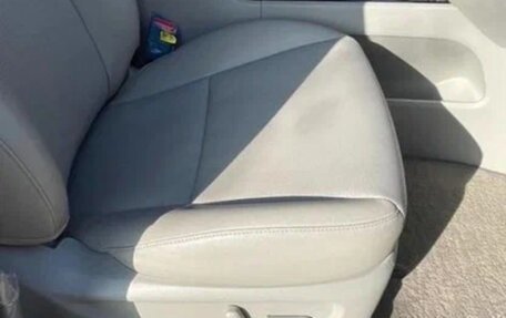 KIA Carnival III, 2019 год, 3 100 000 рублей, 15 фотография