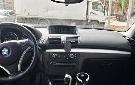 BMW 1 серия, 2010 год, 1 100 000 рублей, 6 фотография