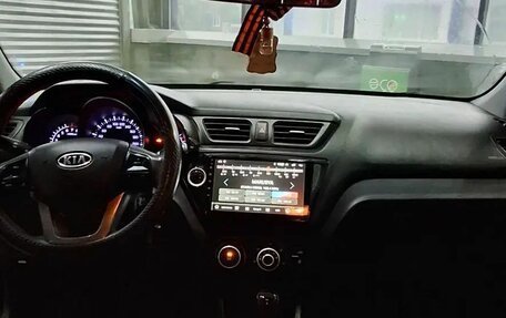 KIA Rio III рестайлинг, 2012 год, 800 000 рублей, 6 фотография
