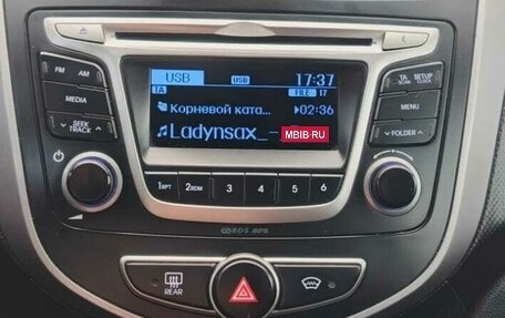 Hyundai Solaris II рестайлинг, 2014 год, 860 000 рублей, 6 фотография