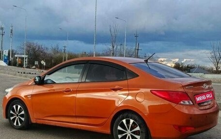 Hyundai Solaris II рестайлинг, 2014 год, 860 000 рублей, 4 фотография