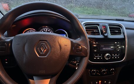 Renault Logan II, 2017 год, 560 000 рублей, 15 фотография