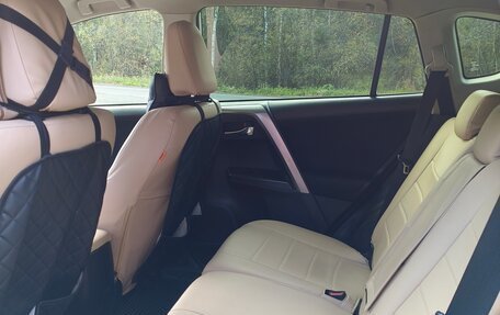 Toyota RAV4, 2016 год, 2 450 000 рублей, 7 фотография